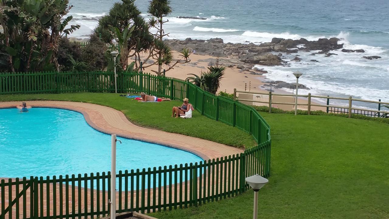 Sands Beach Breaks Beach Front Ballito Exterior photo